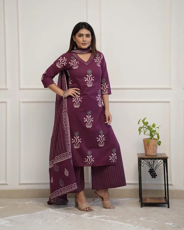 Beautiful Pure Cotton  Straight Kurti And Palazzo With Dupatta For Women